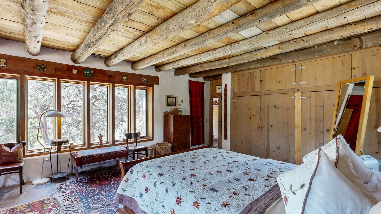 Photo of Bedroom in Canoncito