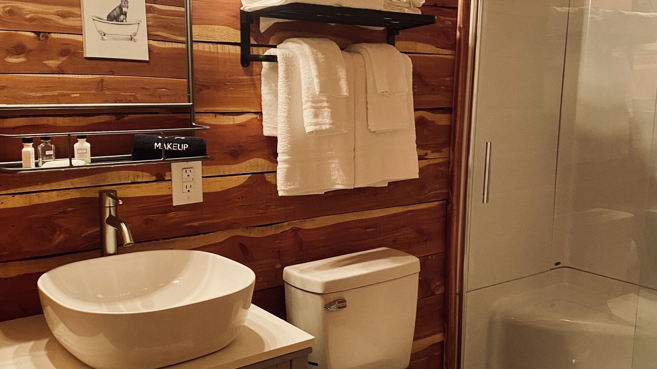 Photo of Bathroom in Henryetta