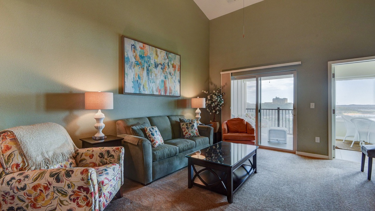 Photo of Livingroom in Table Rock