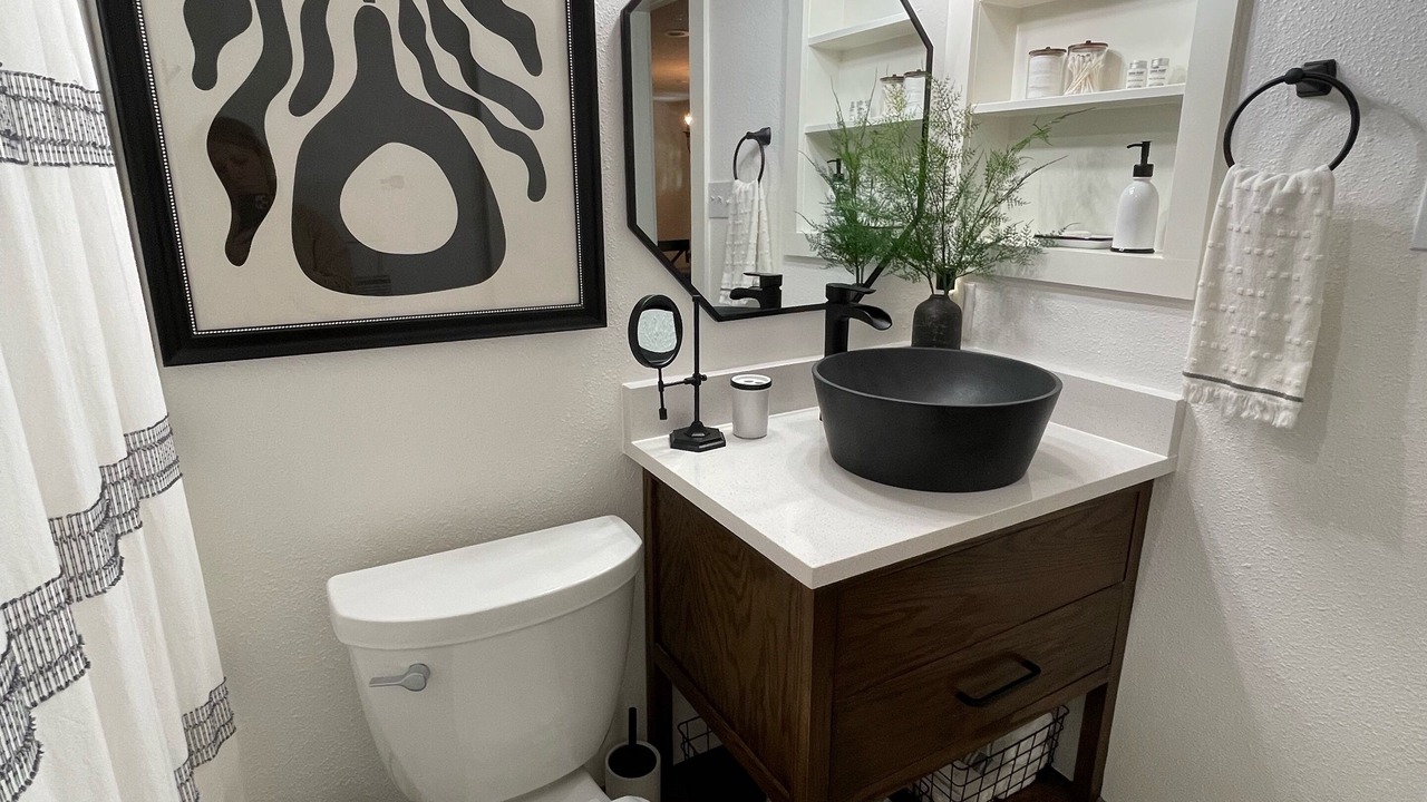 Photo of Bathroom in Justin