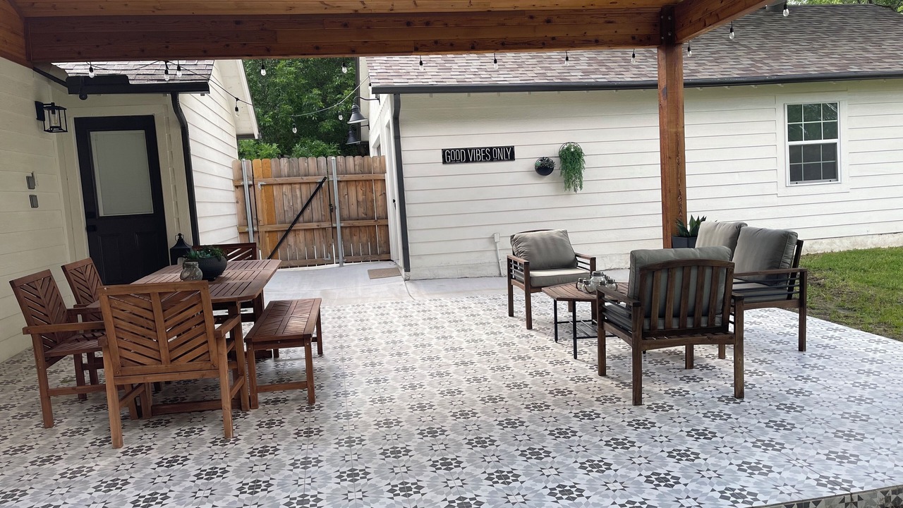 Photo of Outdoor in Justin