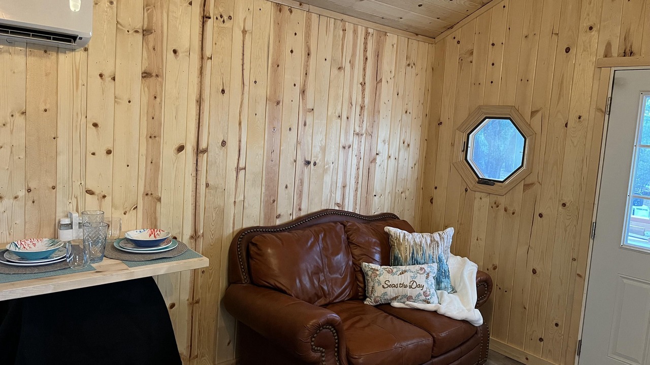Photo of Livingroom in Ramona