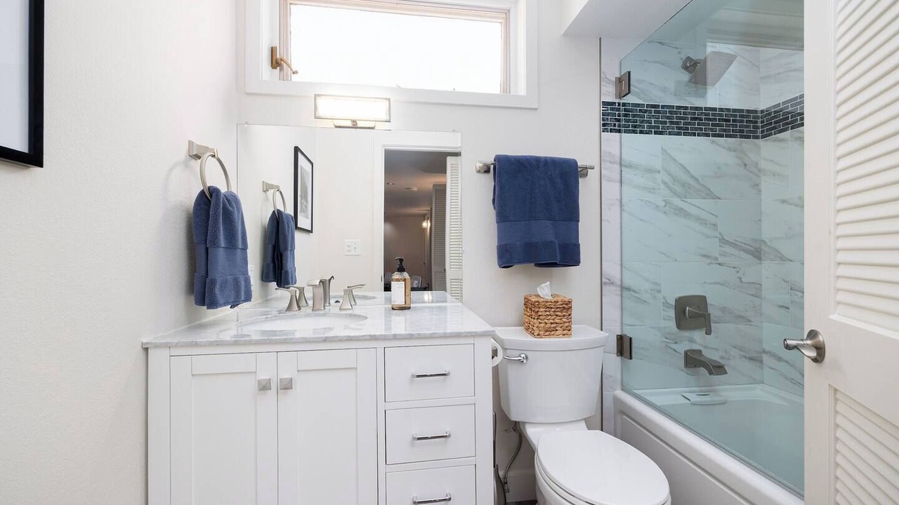 Photo of Bathroom in La Playa