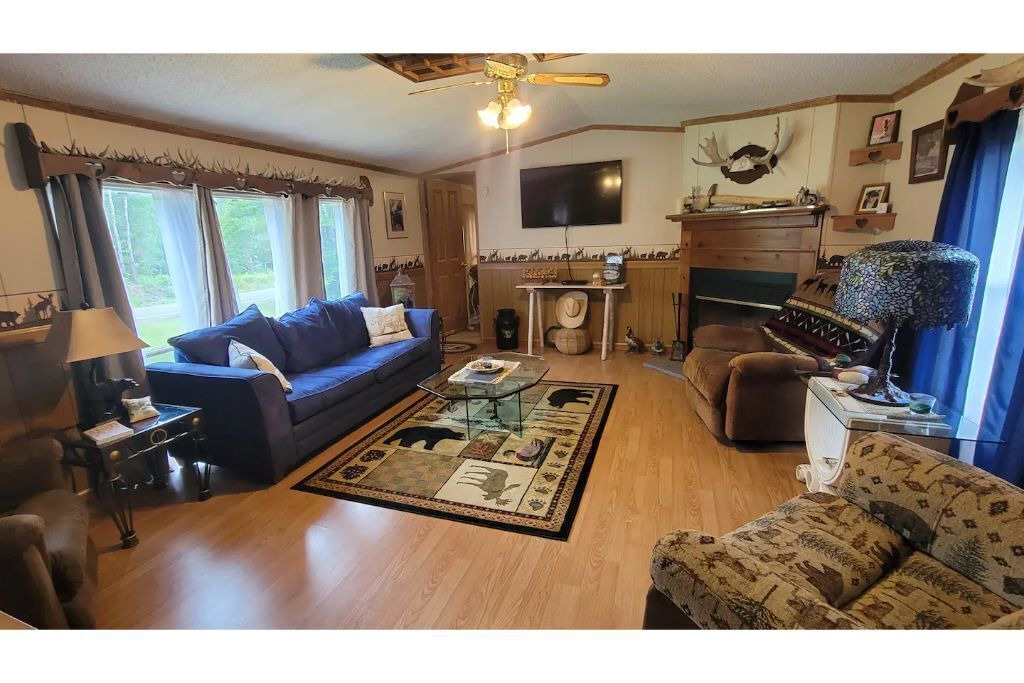 Photo of Livingroom in Patten