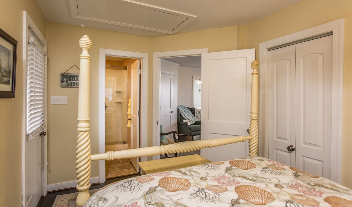 Photo of Bedroom in Deltaville