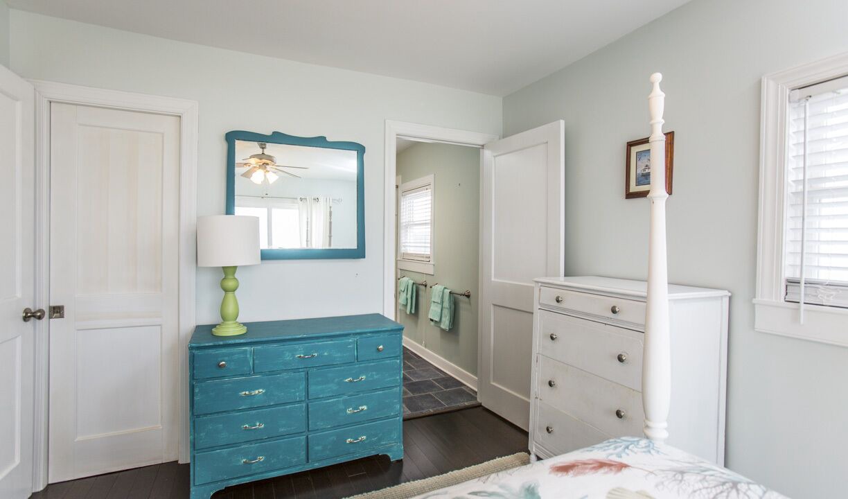 Photo of Bedroom in Deltaville
