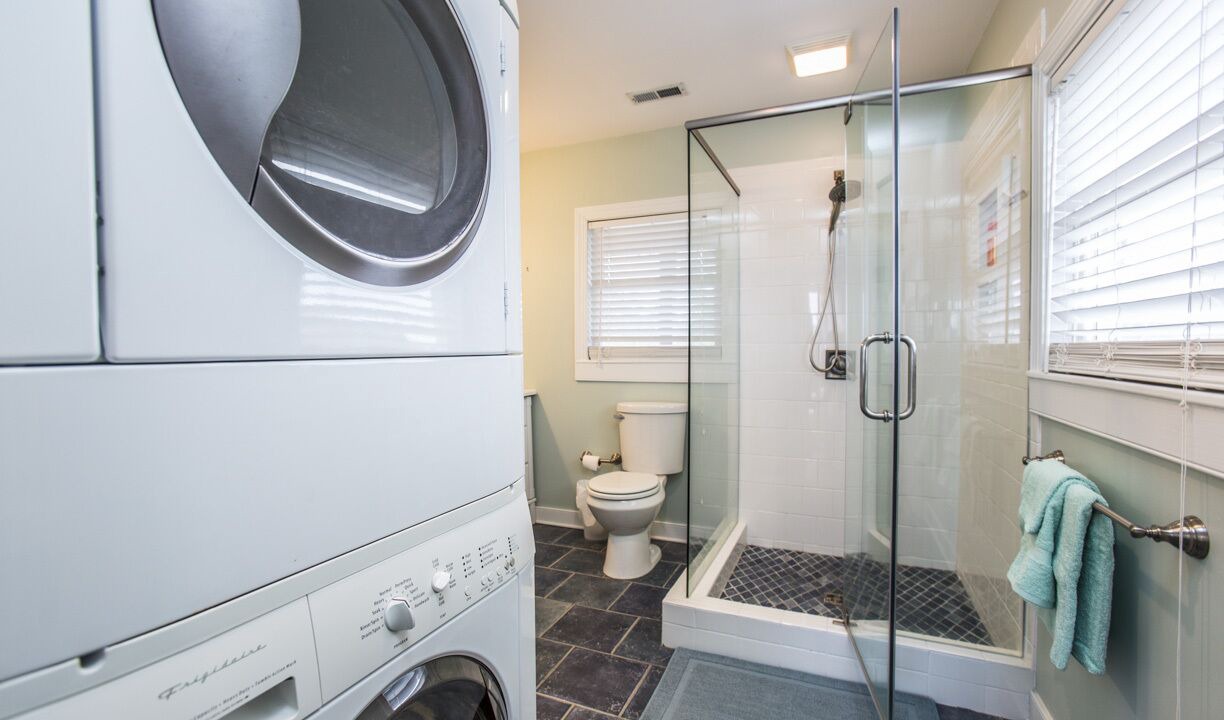 Photo of Bathroom in Deltaville