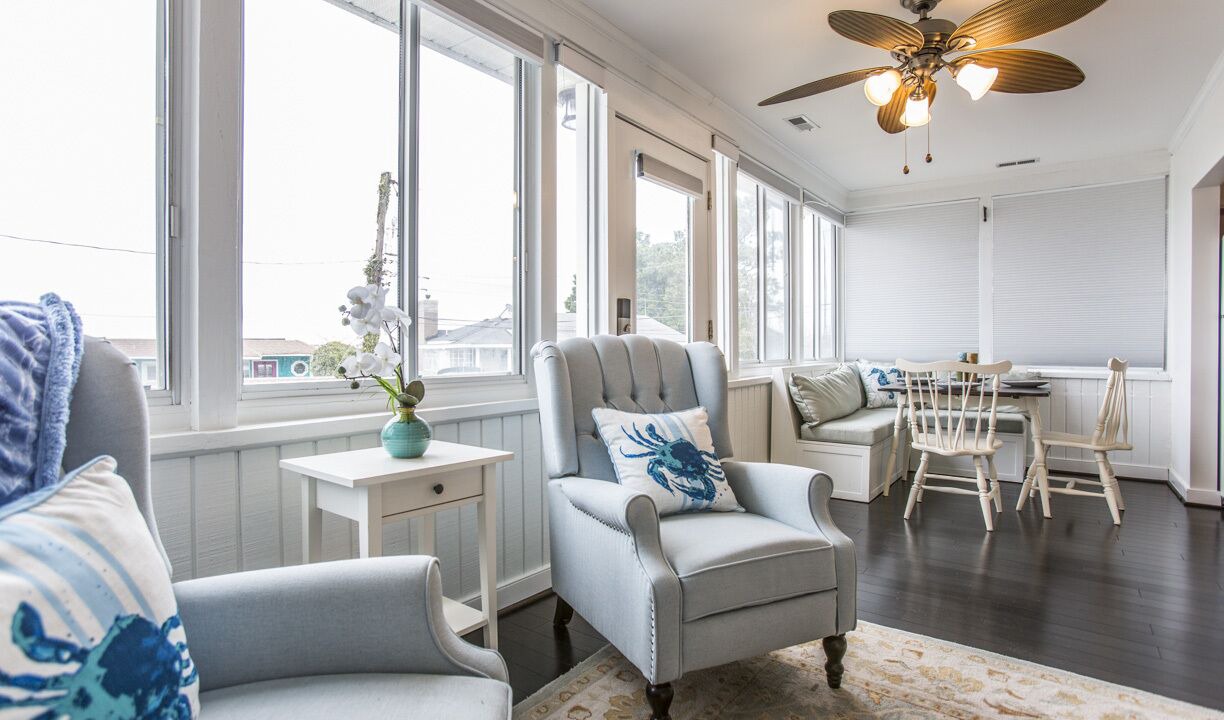 Photo of Livingroom in Deltaville