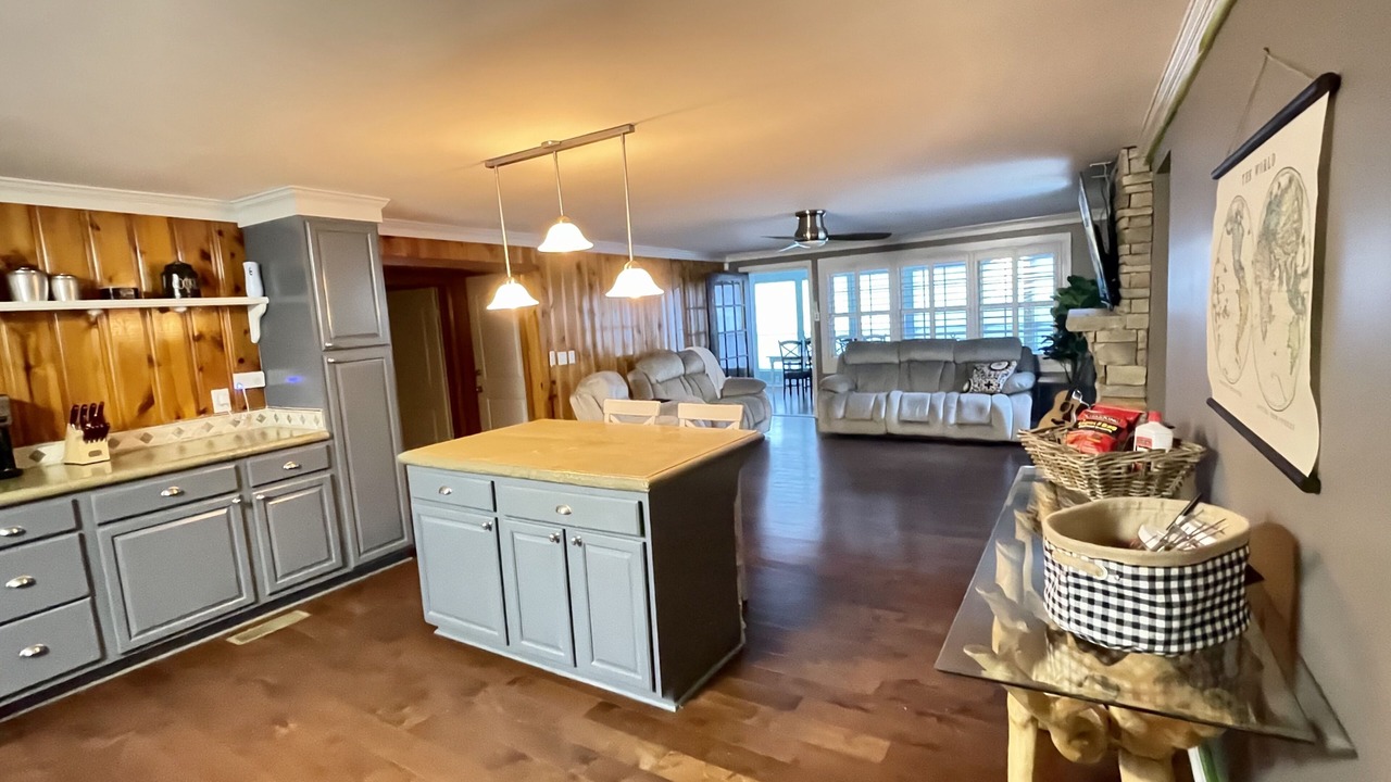 Photo of Others in Fortson