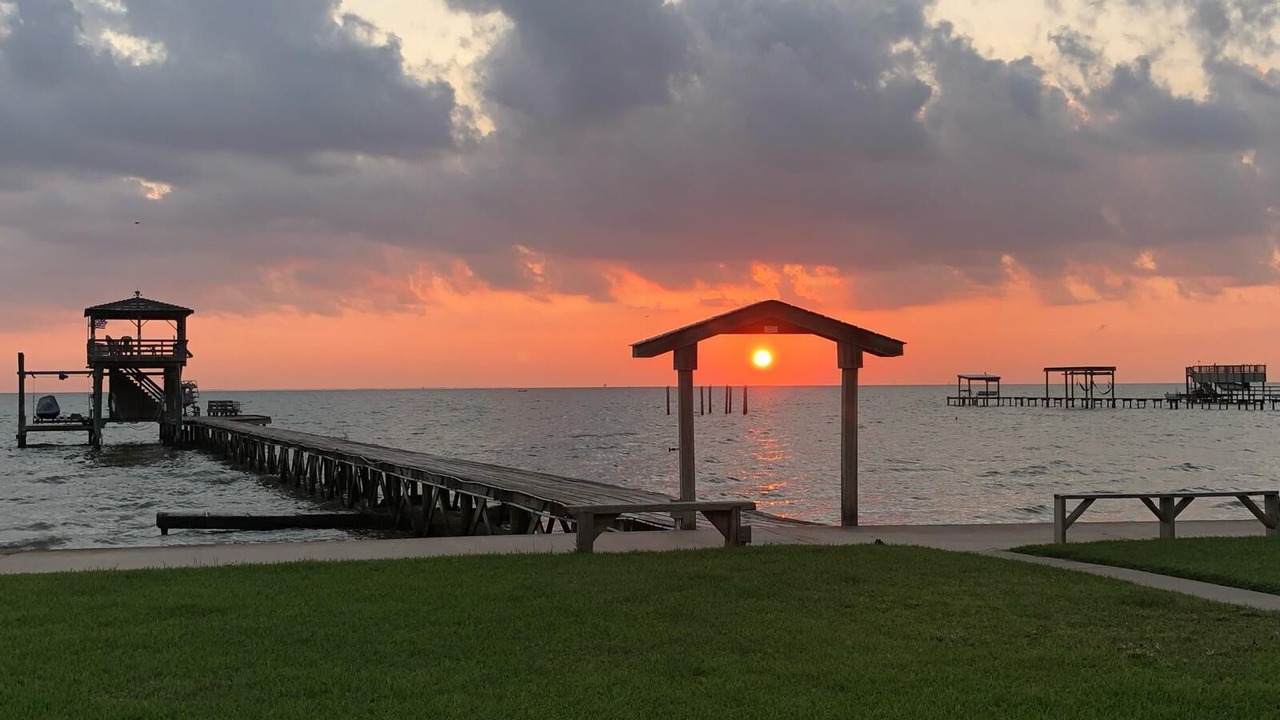 Photo of Others in Clear Lake Shores