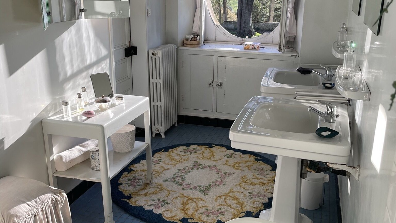 Photo of Bathroom in Vaux-sur-Seulles