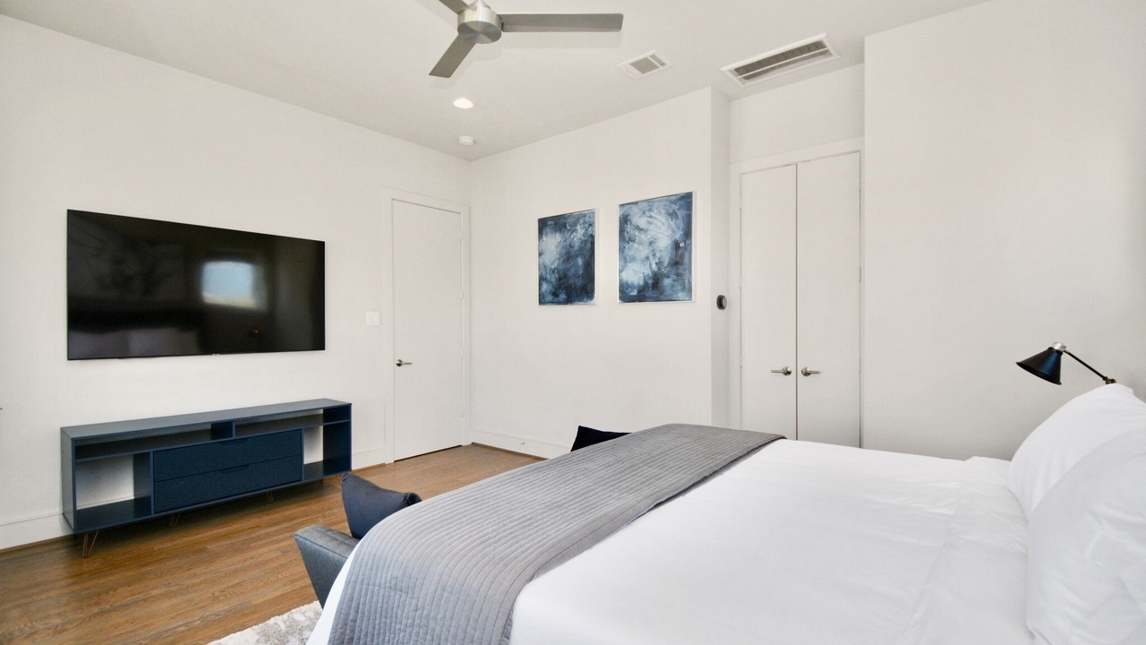 Photo of Bedroom in South Central Houston