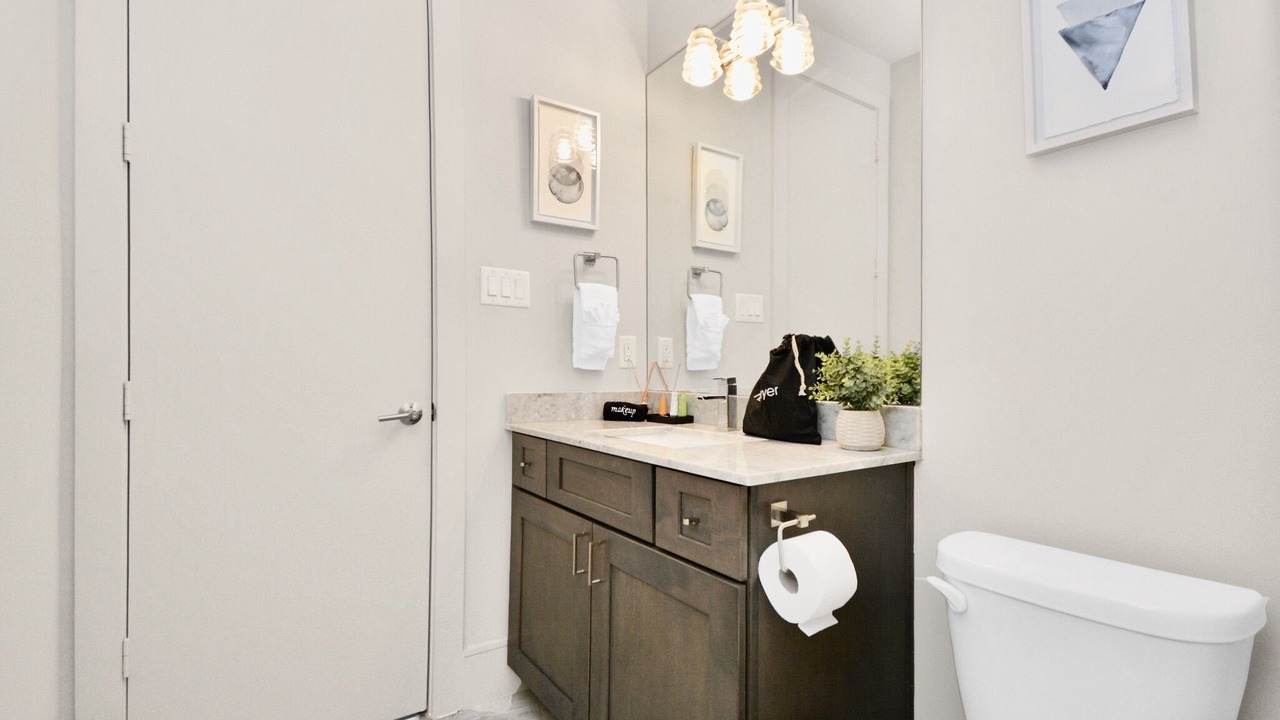 Photo of Bathroom in South Central Houston