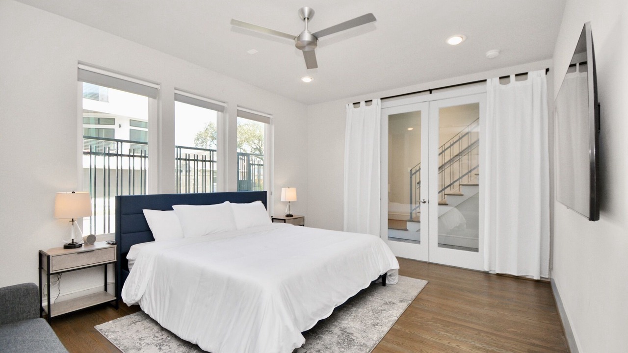 Photo of Bedroom in South Central Houston