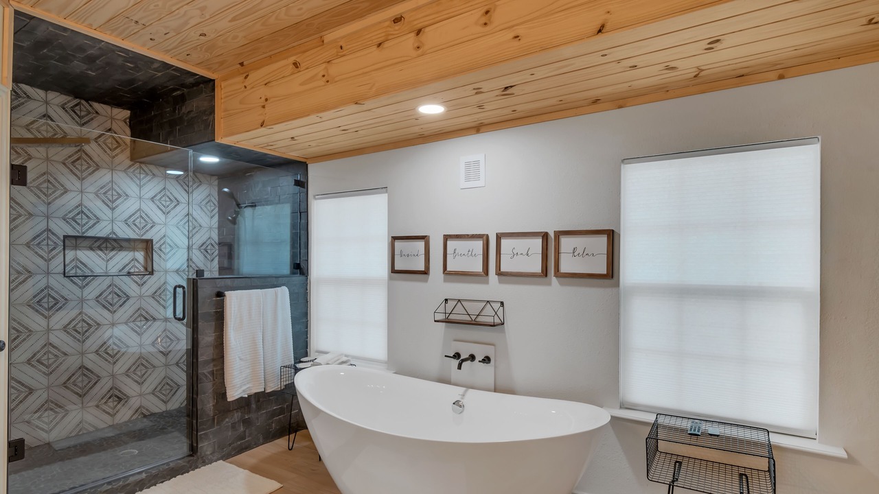 Photo of Bedroom in Carolyn Estates