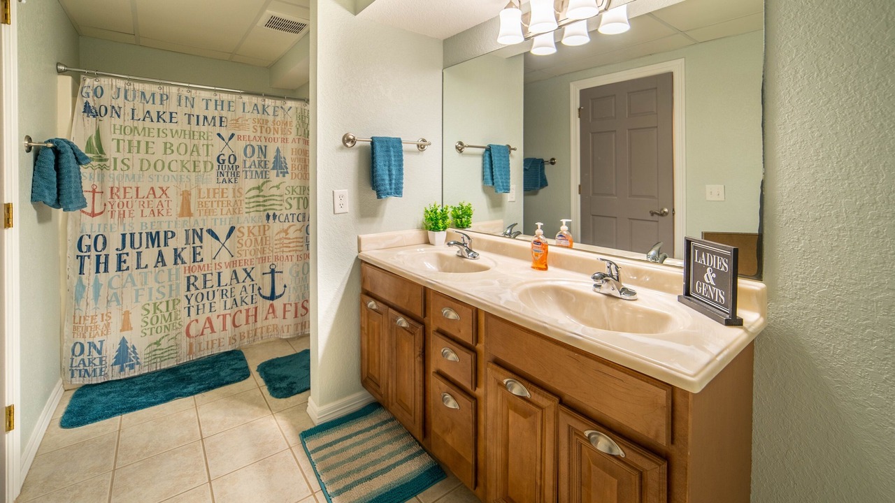 Photo of Bathroom in Bella Vista