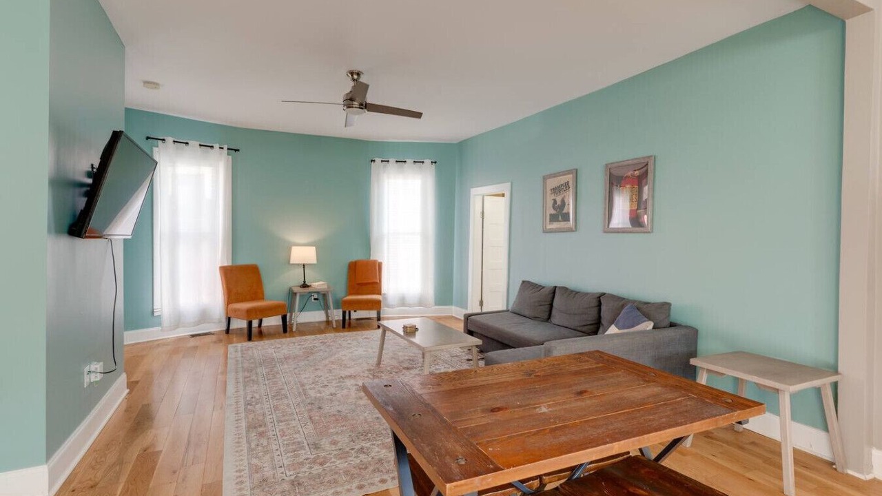 Photo of Livingroom in Eastwood