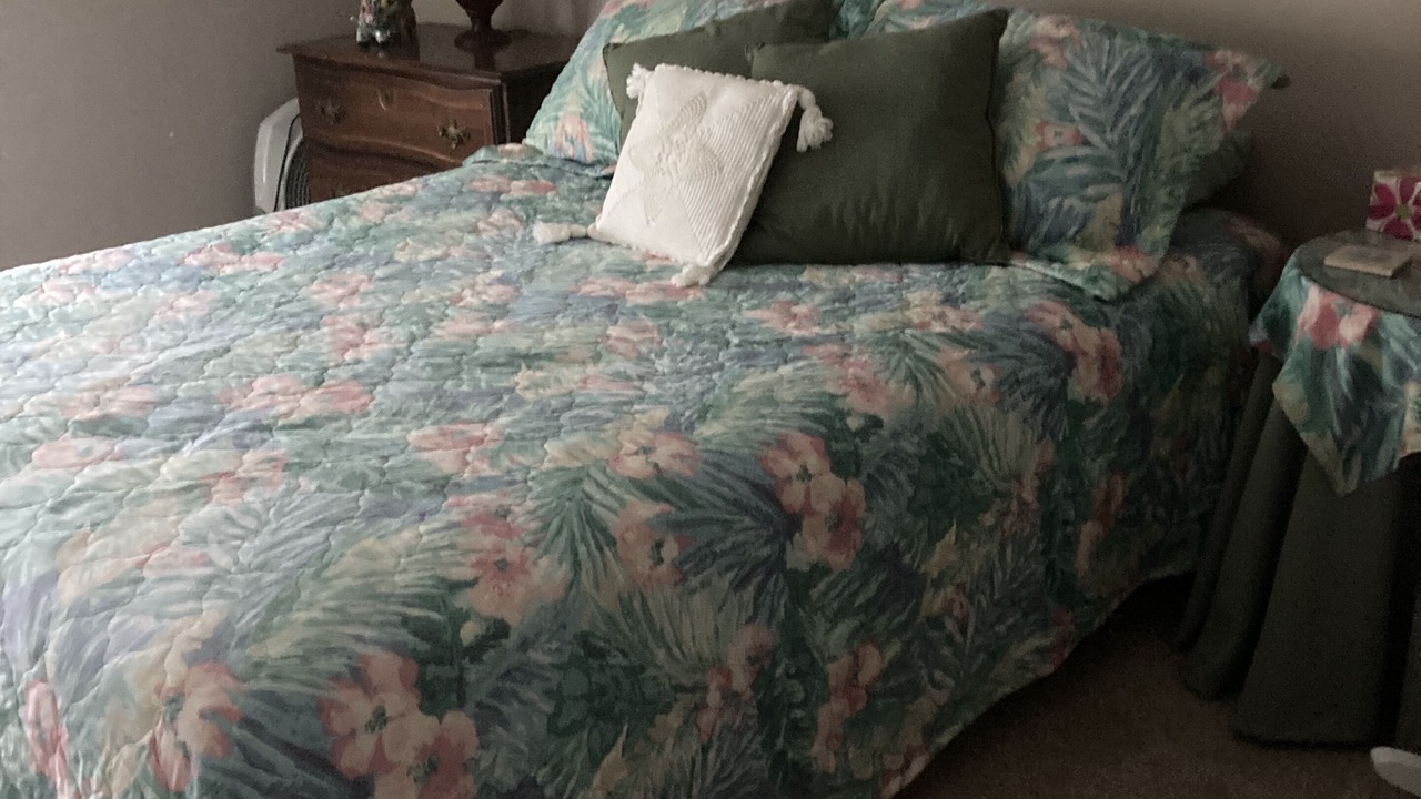 Photo of Bedroom in Grove