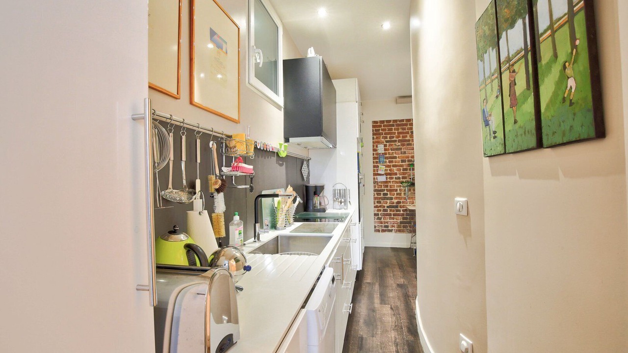 Photo of Kitchen in Butte-aux-Cailles