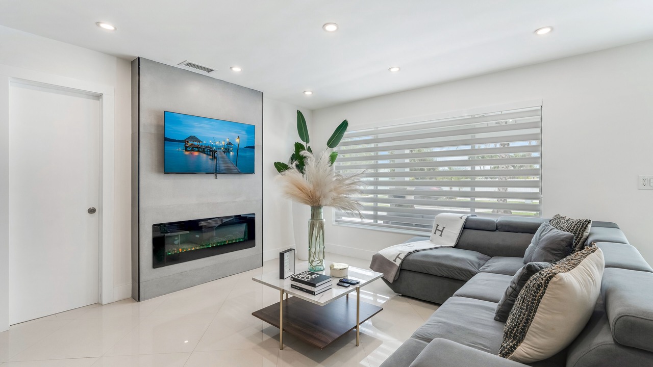 Photo of Livingroom in Olympia Heights