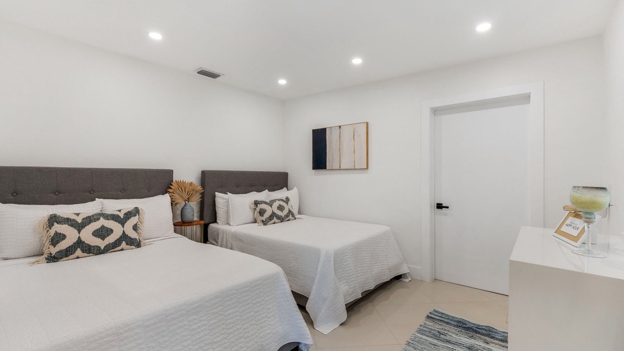 Photo of Bedroom in Olympia Heights