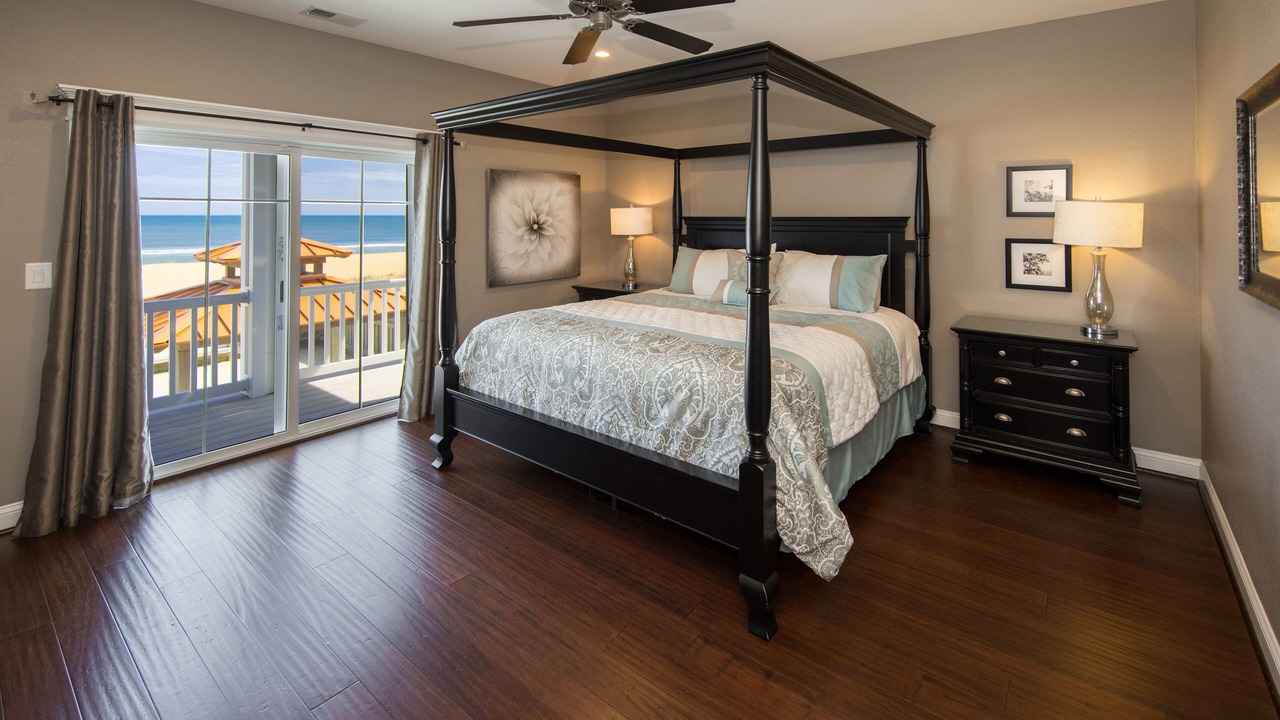 Photo of Bedroom in Sandbridge