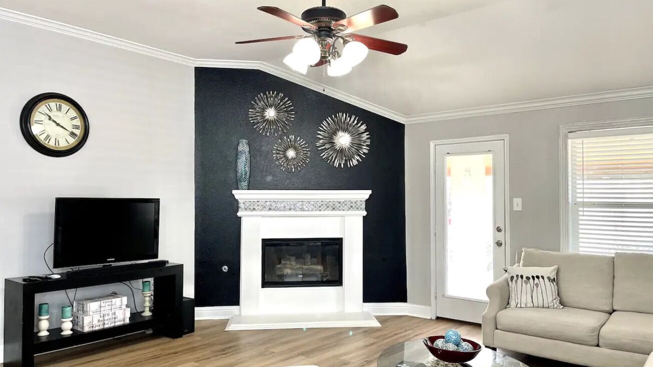 Photo of Livingroom in Little Elm