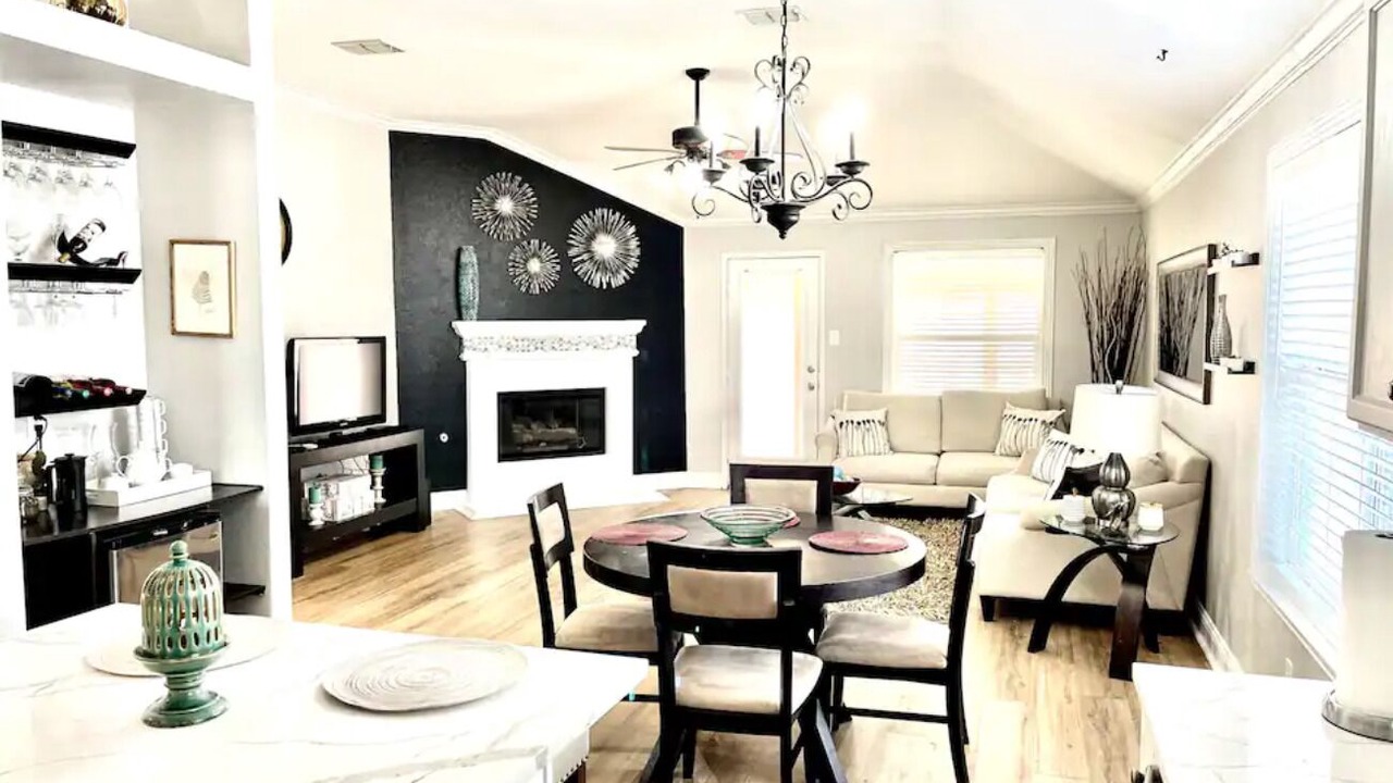 Photo of Livingroom in Little Elm