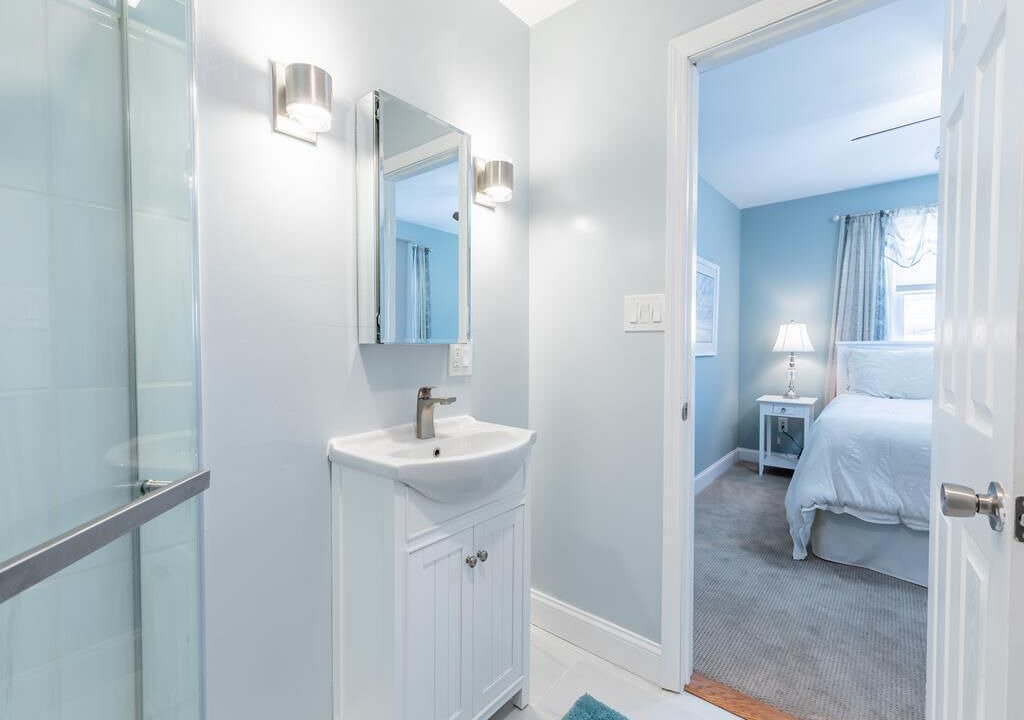 Photo of Bedroom in Village Green
