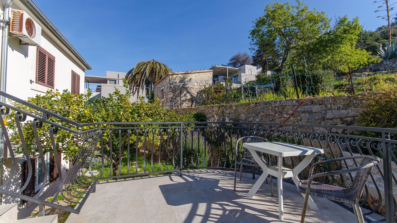 Photo of Outdoor in Vis