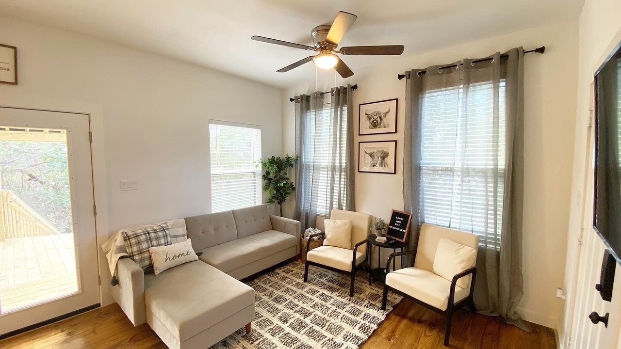Photo of Livingroom in Brenham