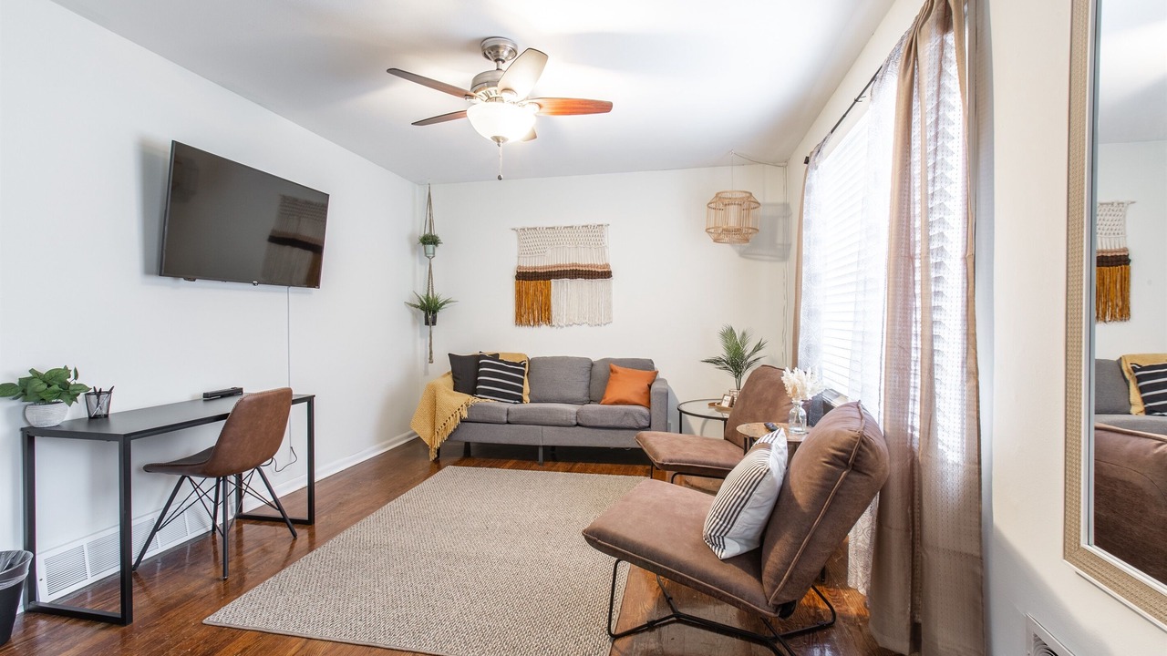 Photo of Bedroom in South Kansas City