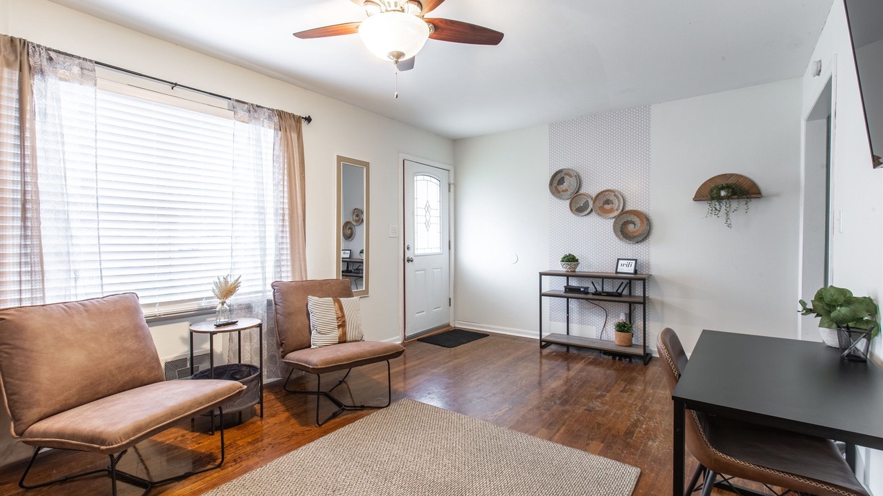 Photo of Bedroom in South Kansas City
