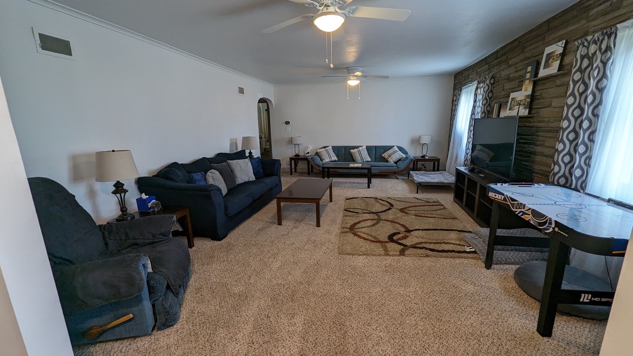 Photo of Livingroom in Kenmore
