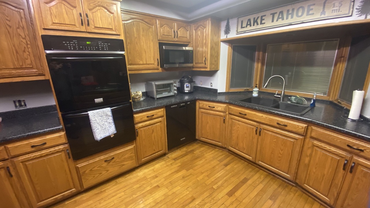 Photo of Kitchen in Round Hill Village
