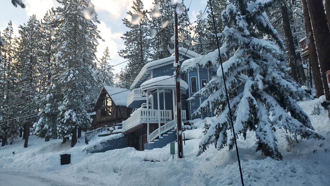 Photo of Outdoor in Round Hill Village