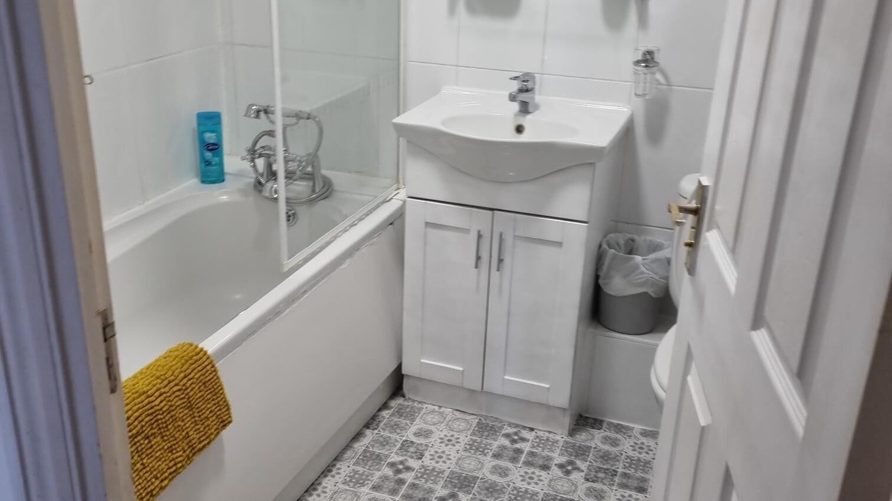 Photo of Bathroom in Abbey