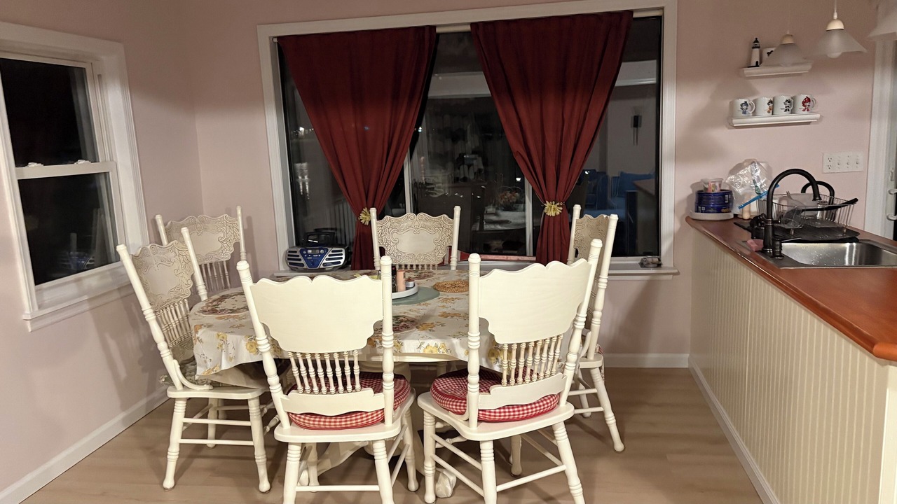 Photo of Others in Ridge