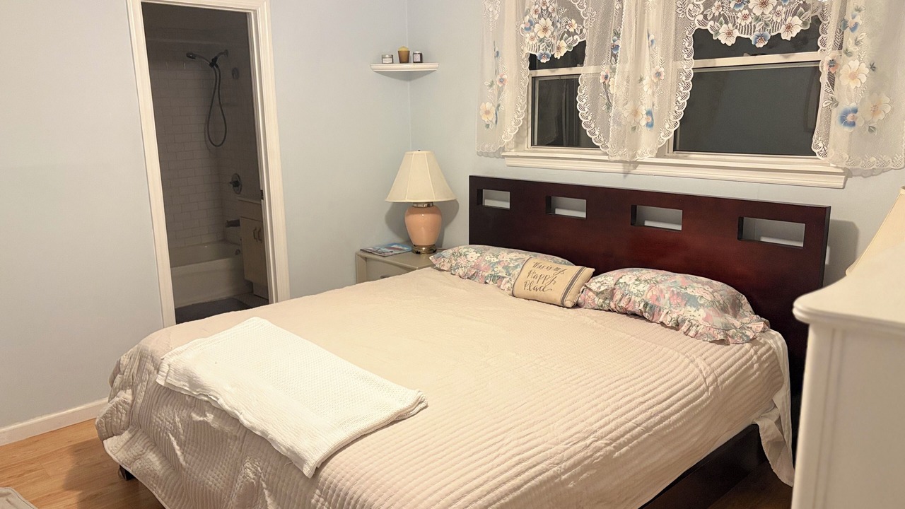 Photo of Bedroom in Ridge