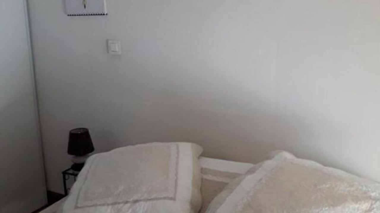 Photo of Bedroom in Lisle