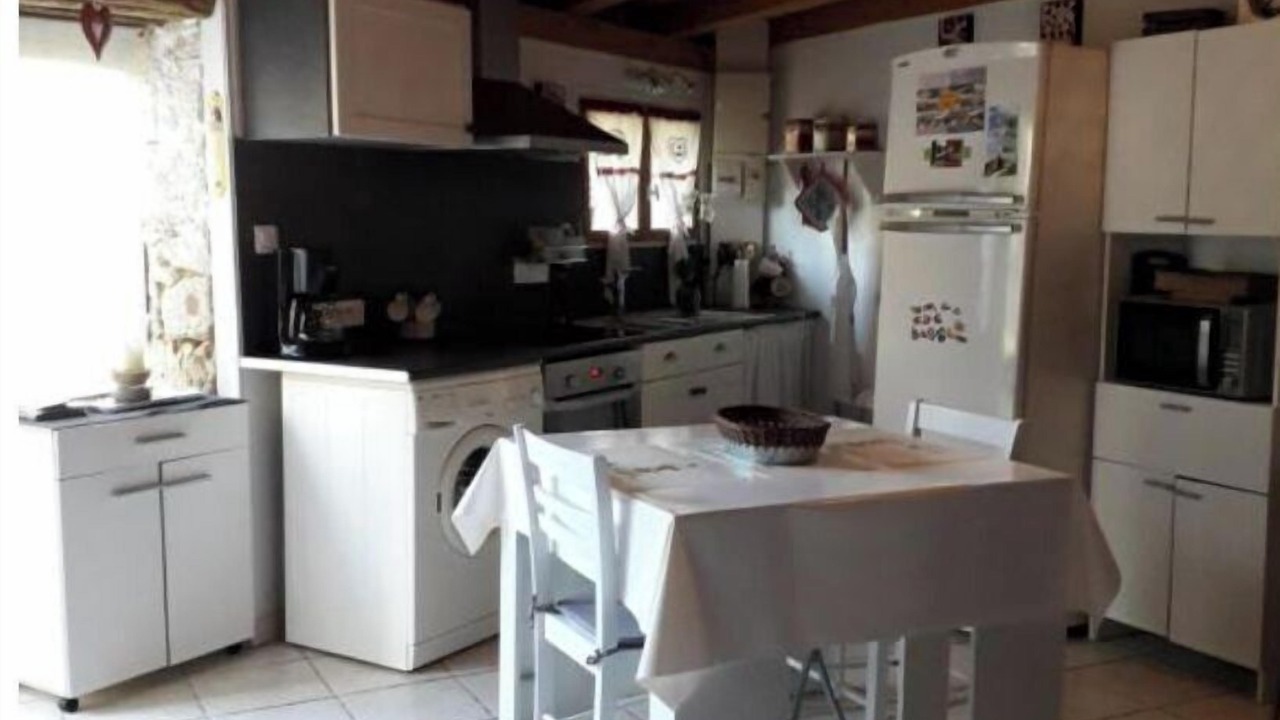 Photo of Kitchen in Lisle