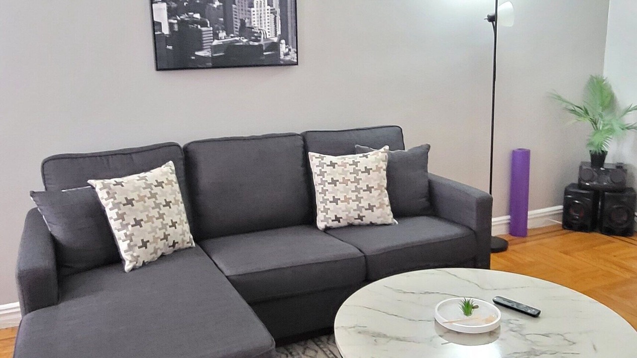 Photo of Livingroom in Bedford Park