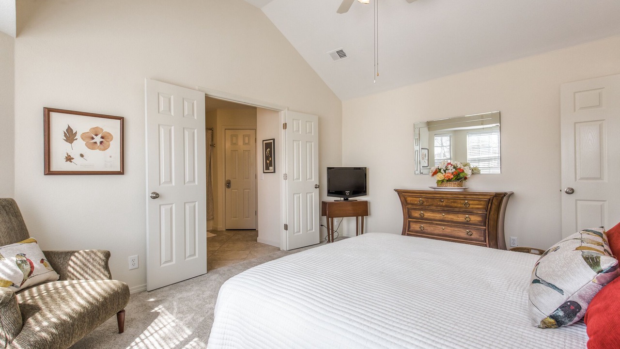 Photo of Bedroom in Jenks
