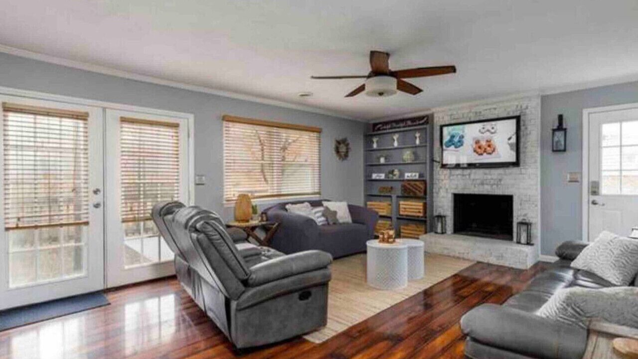 Photo of Livingroom in Greensboro
