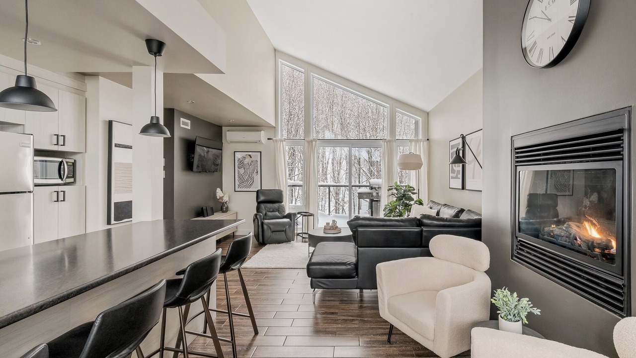 Photo of Livingroom in Stoneham