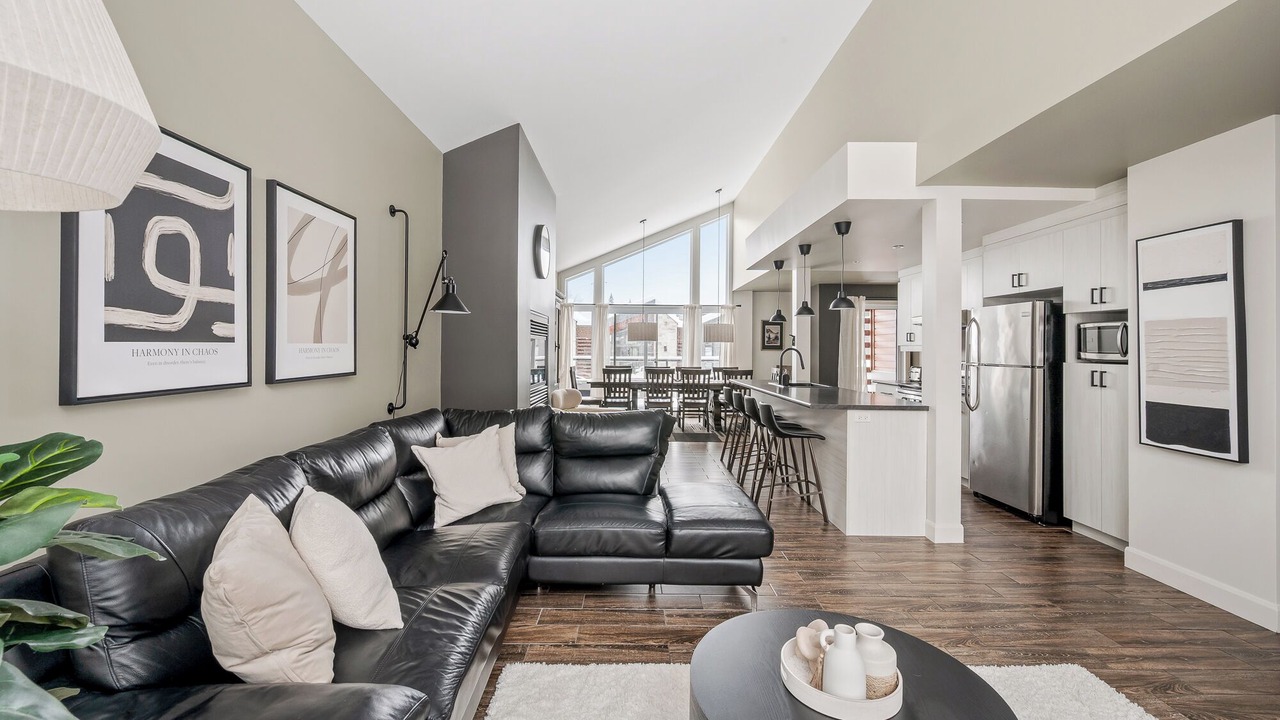 Photo of Livingroom in Stoneham