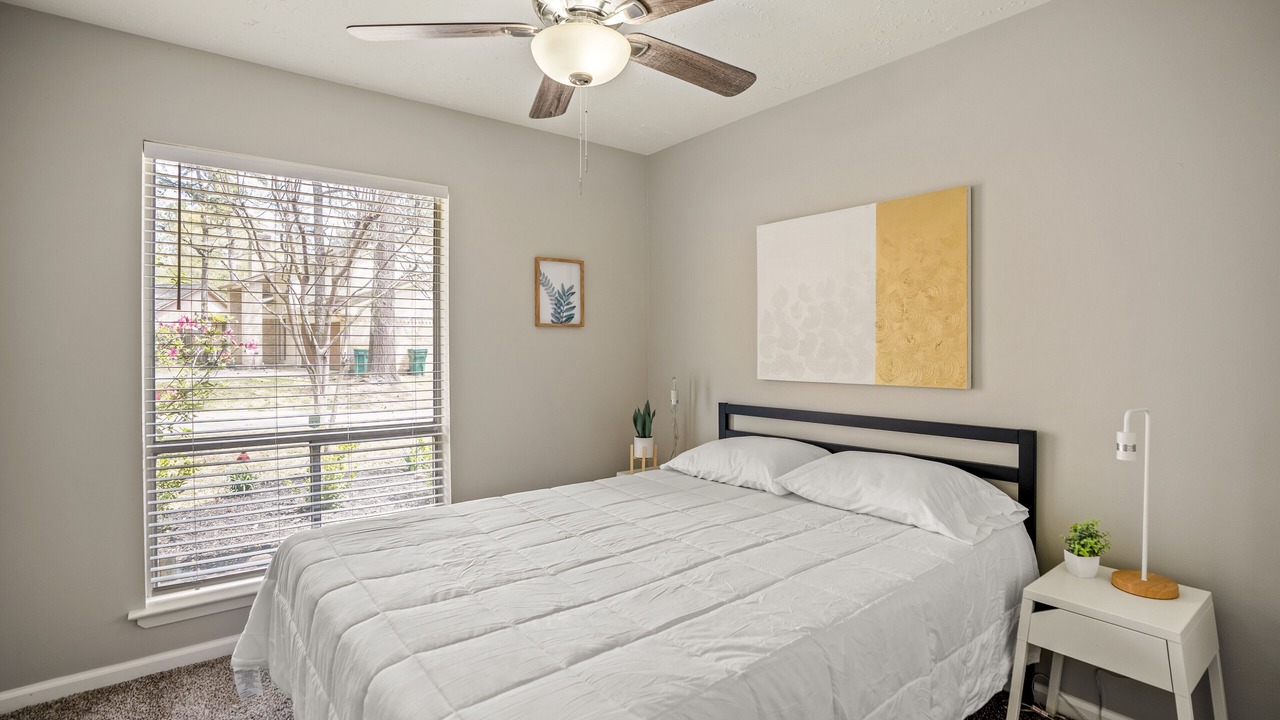 Photo of Bedroom in Panther Creek