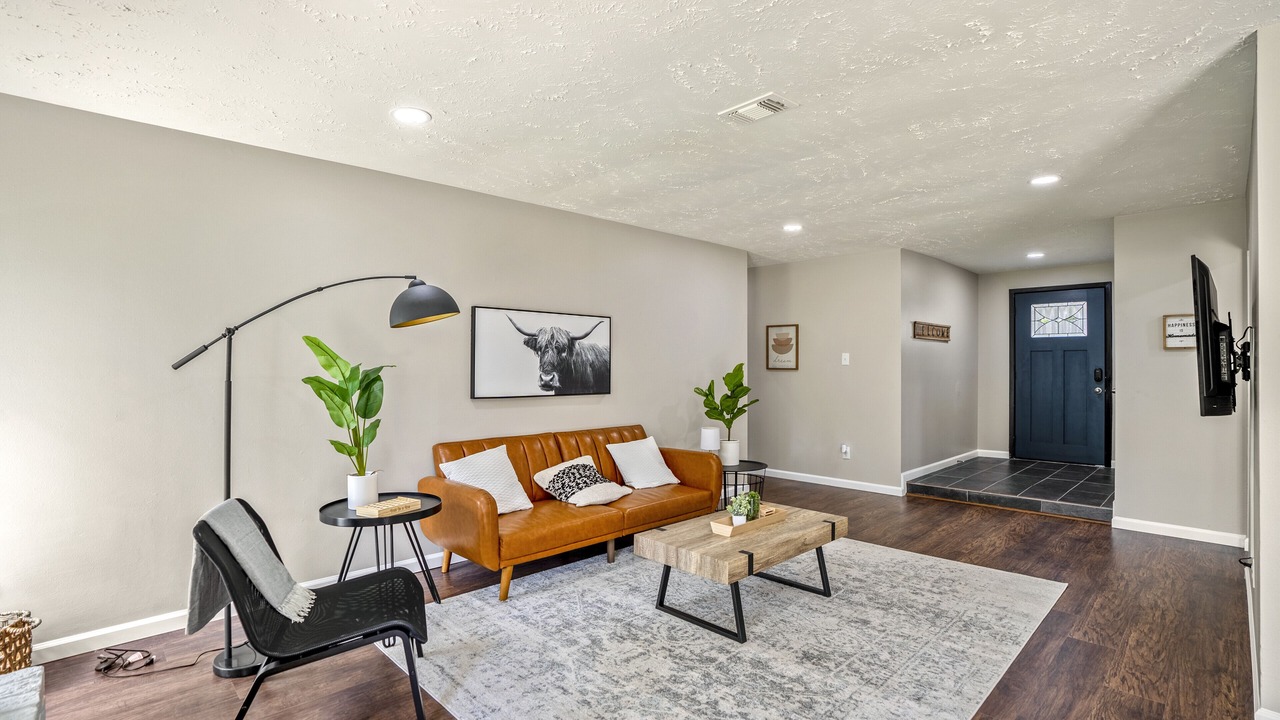 Photo of Livingroom in Panther Creek