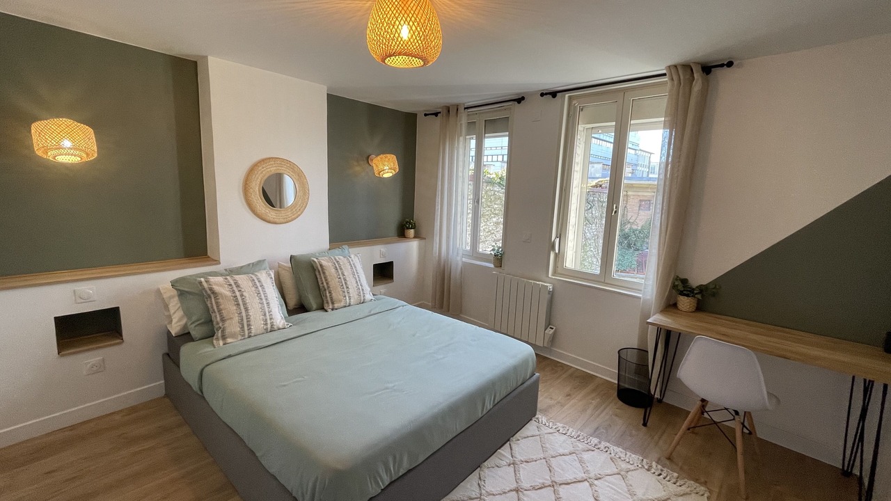 Photo of Bedroom in Douai