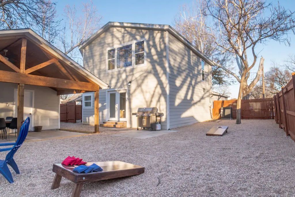 Photo of Outdoor in River Oaks